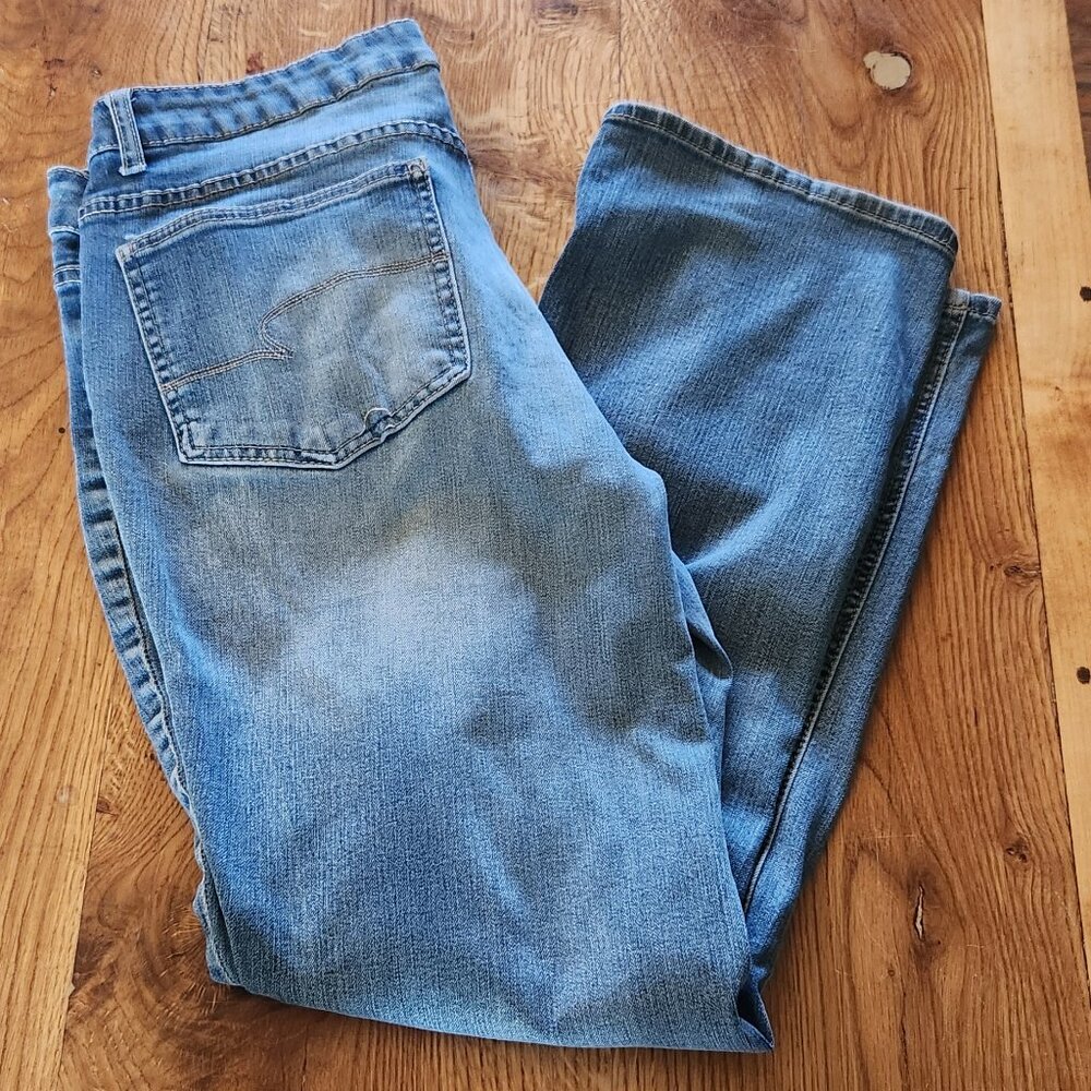 Time and Tru Used but Usable  Bootcut Jeans Women's 18